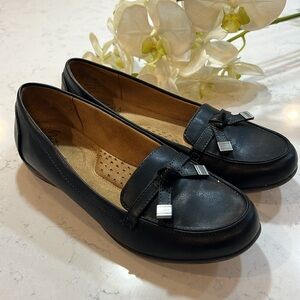 Natural Soul Women's Gracee Loafer, black, 8 M US